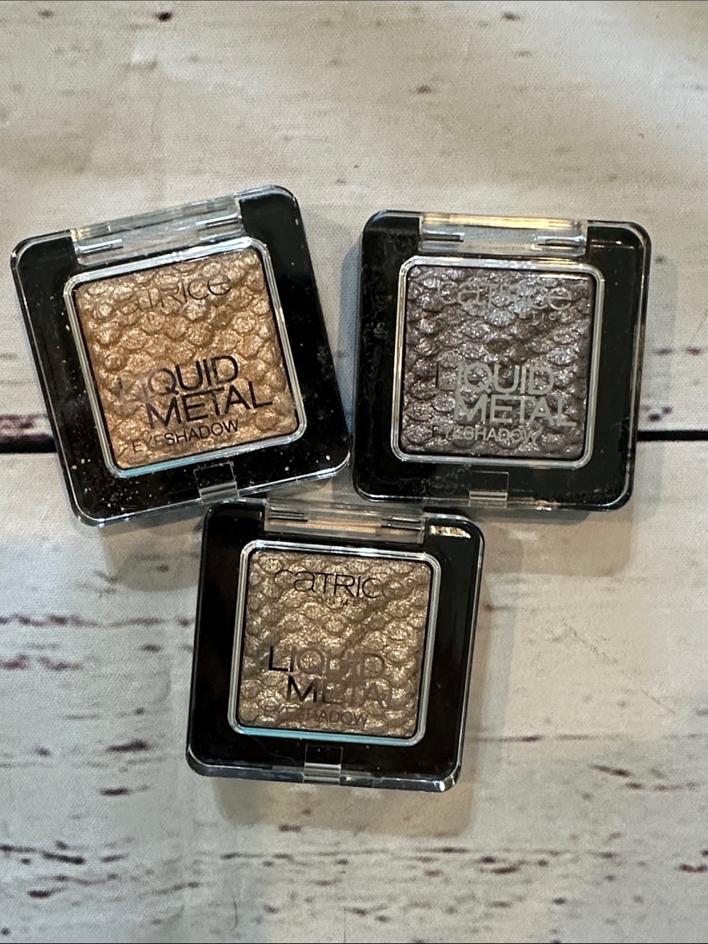 Catrice Liquid Metal Powder Eyeshadow Trio - Gold, Silver, Bronze-new